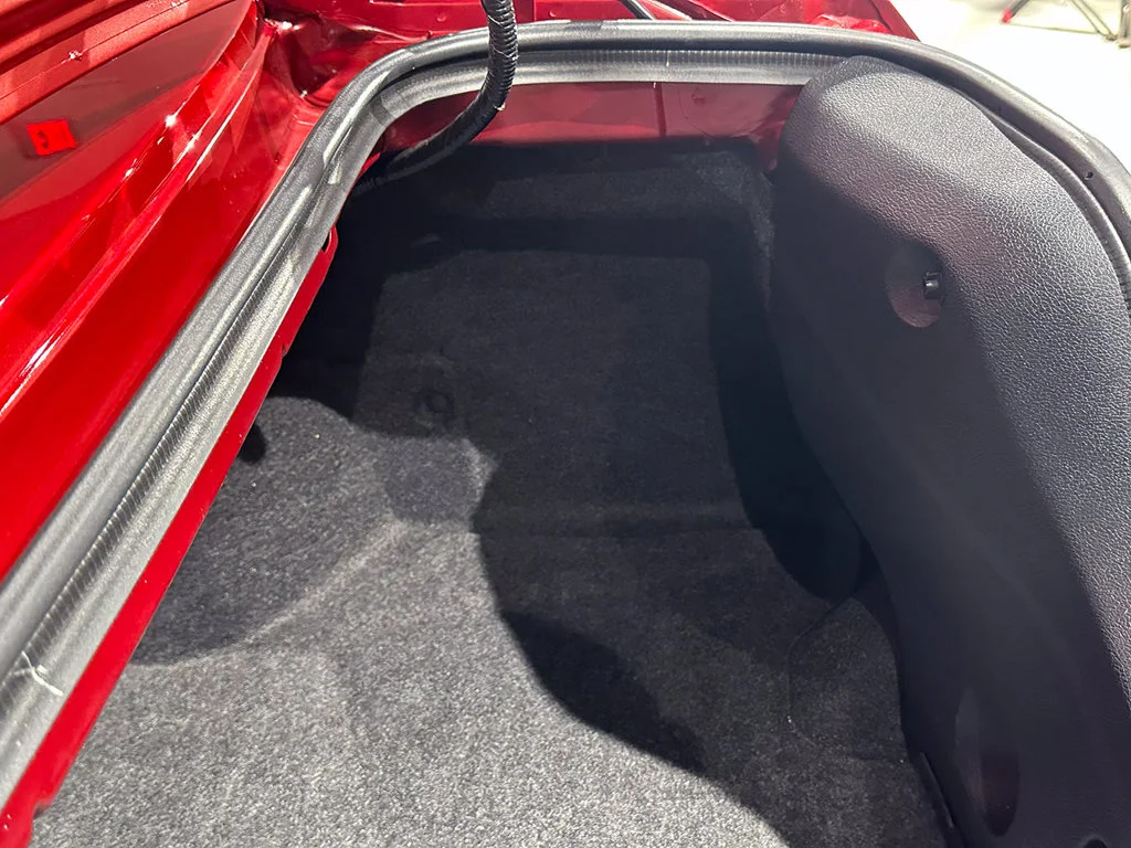 Used 2010 Red Ford V6 image 41