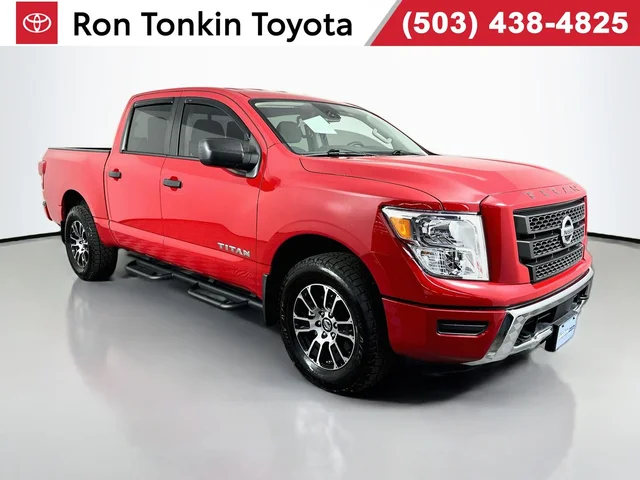 2022 Nissan Titan SV