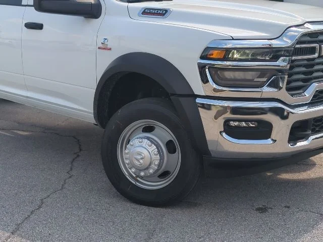 New 2026 Bright White Clearcoat RAM Tradesman image 2