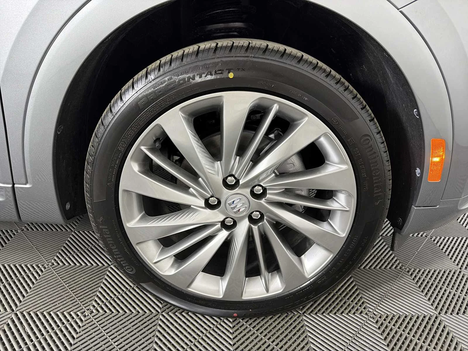 New 2026 Moonstone Gray Metallic Buick Avenir image 10