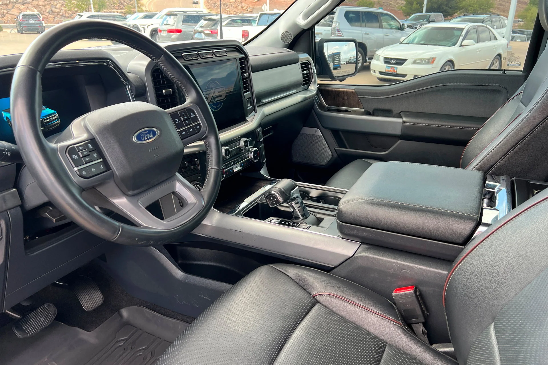 Used 2023 Agate Black Metallic Ford XL image 15
