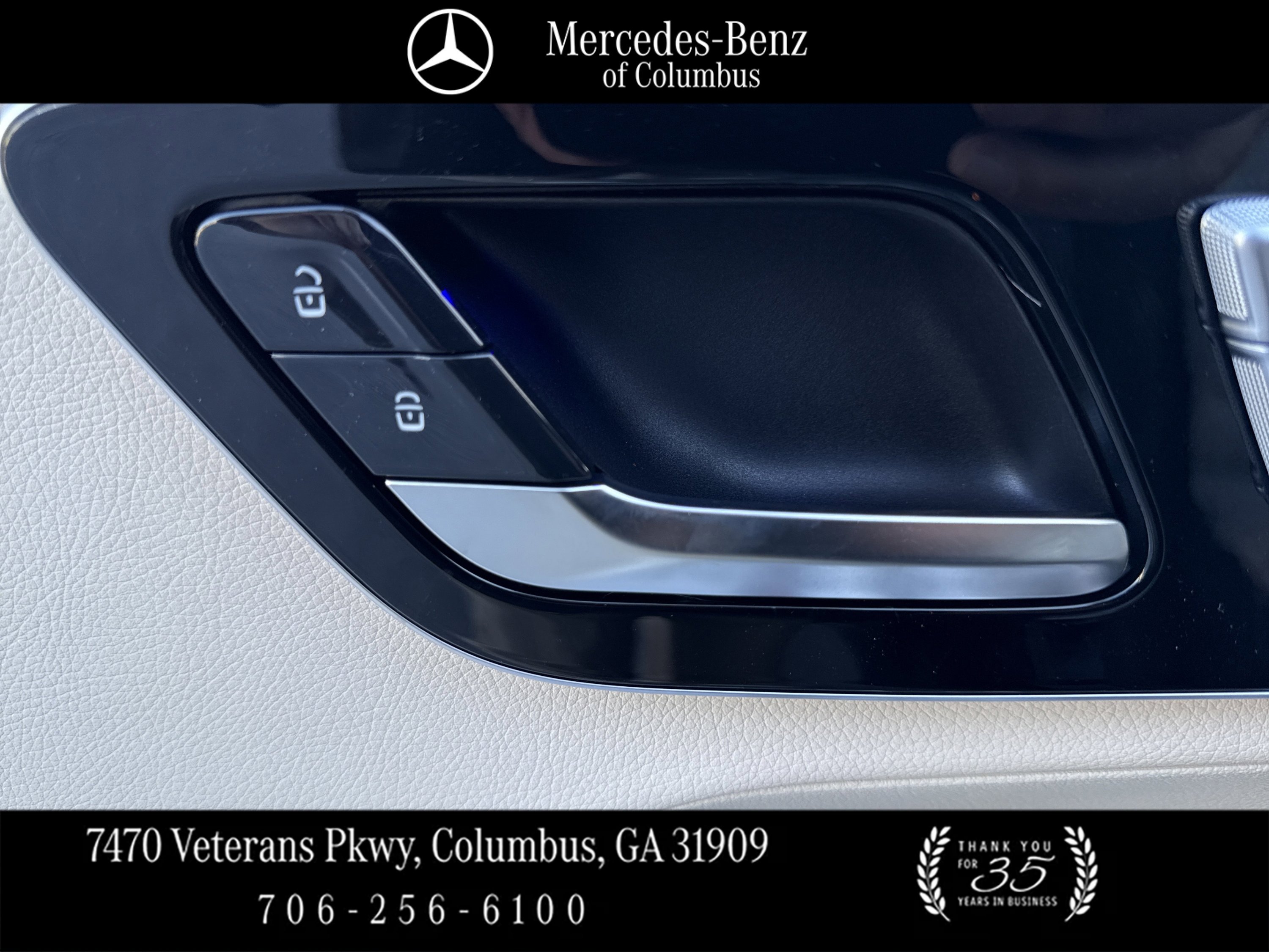Certified Used 2026 Black Mercedes-Benz GLC 300 image 20