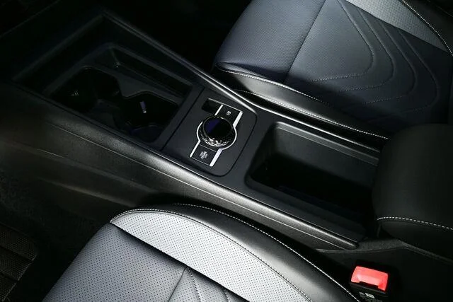 New 2026 Deep Black Pearl Volkswagen SE R-Line Black image 17
