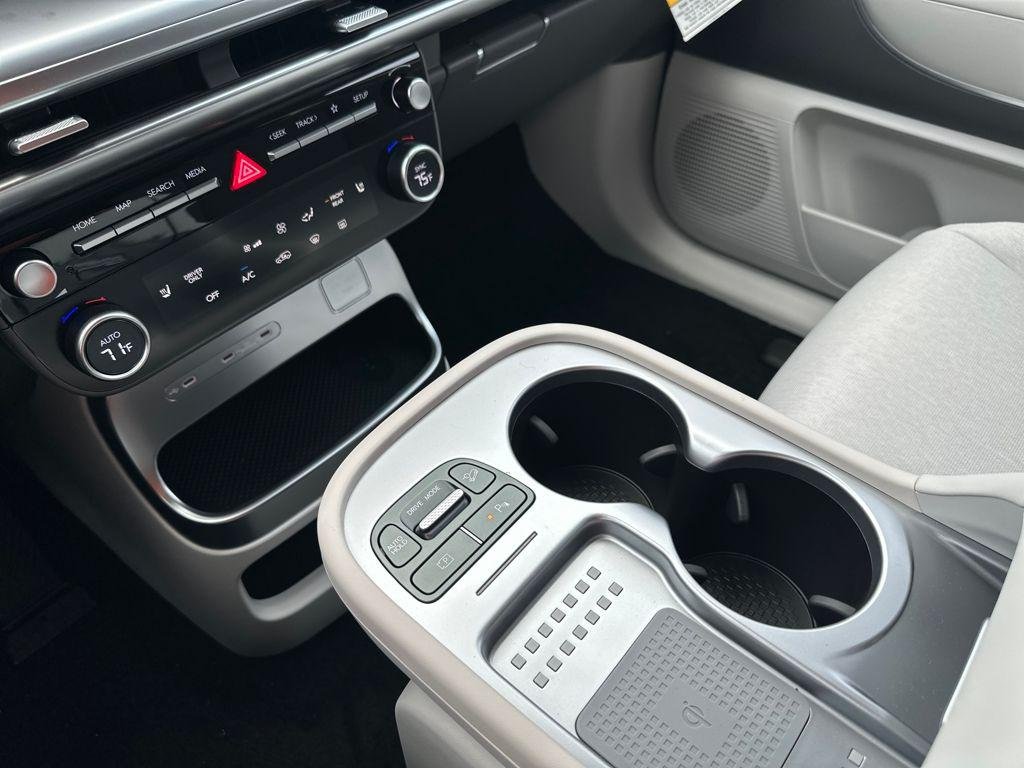 2026 Hyundai IONIQ 9 S - Photo 11
