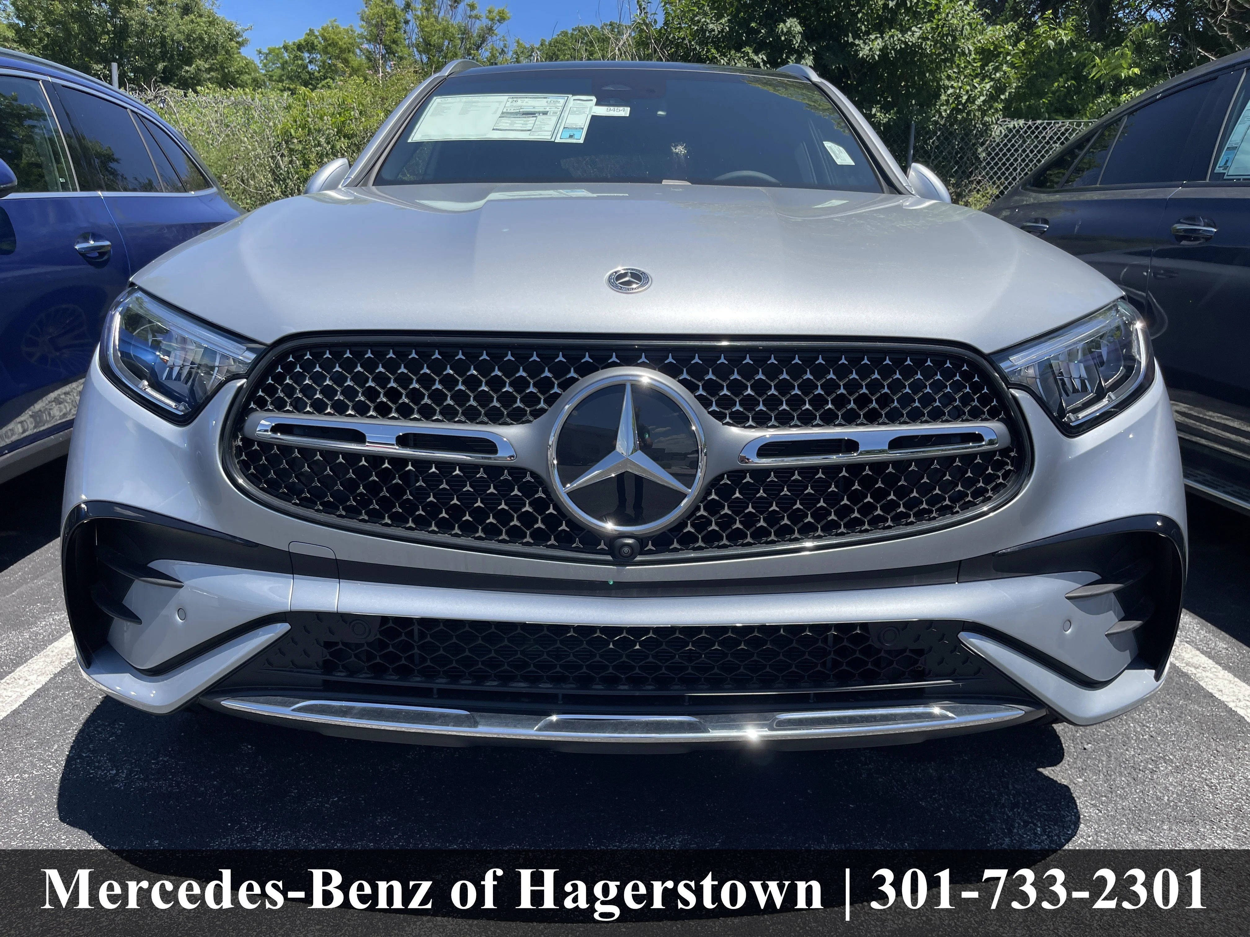 New 2026 Cirrus Silver Metallic Mercedes-Benz GLC 300 4MATIC® SUV image 2