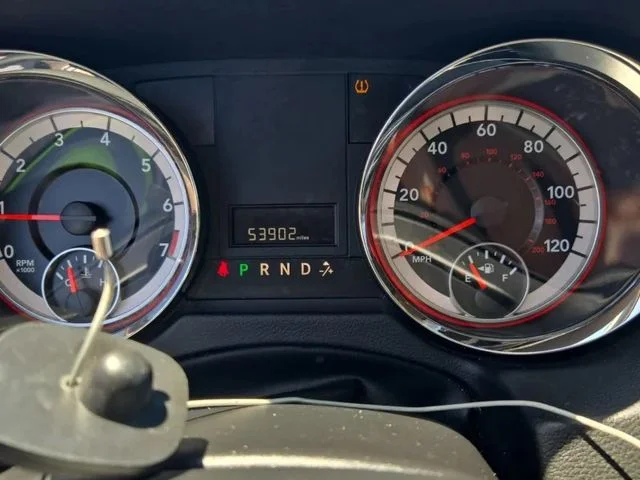 Used 2018 Silver Dodge SE image 12