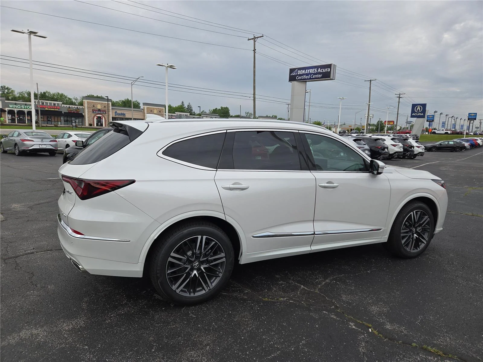 New 2026 Platinum White Pearl Acura SH-AWD w/Advance image 29