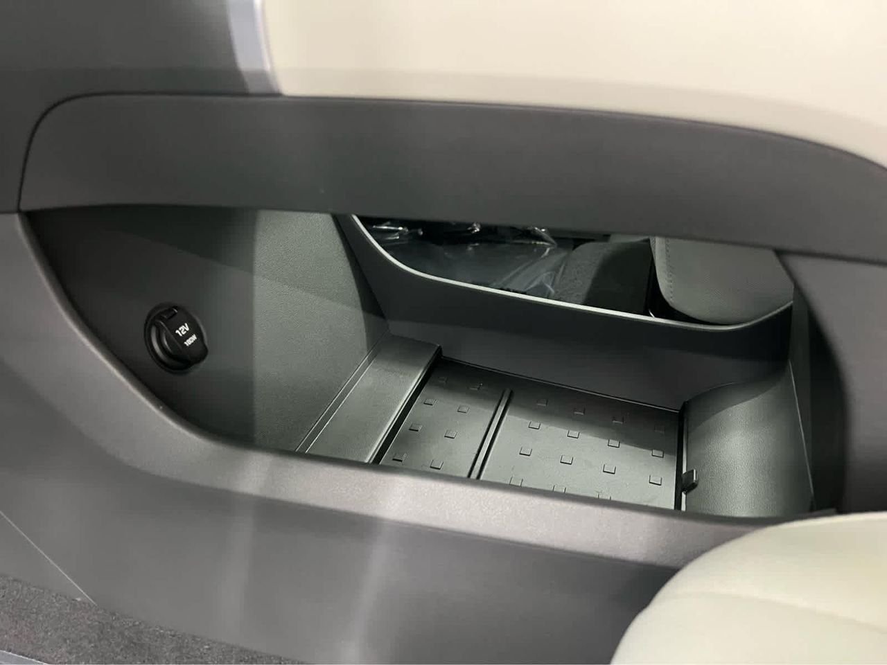 New 2026 Serenity White Hyundai SE image 51
