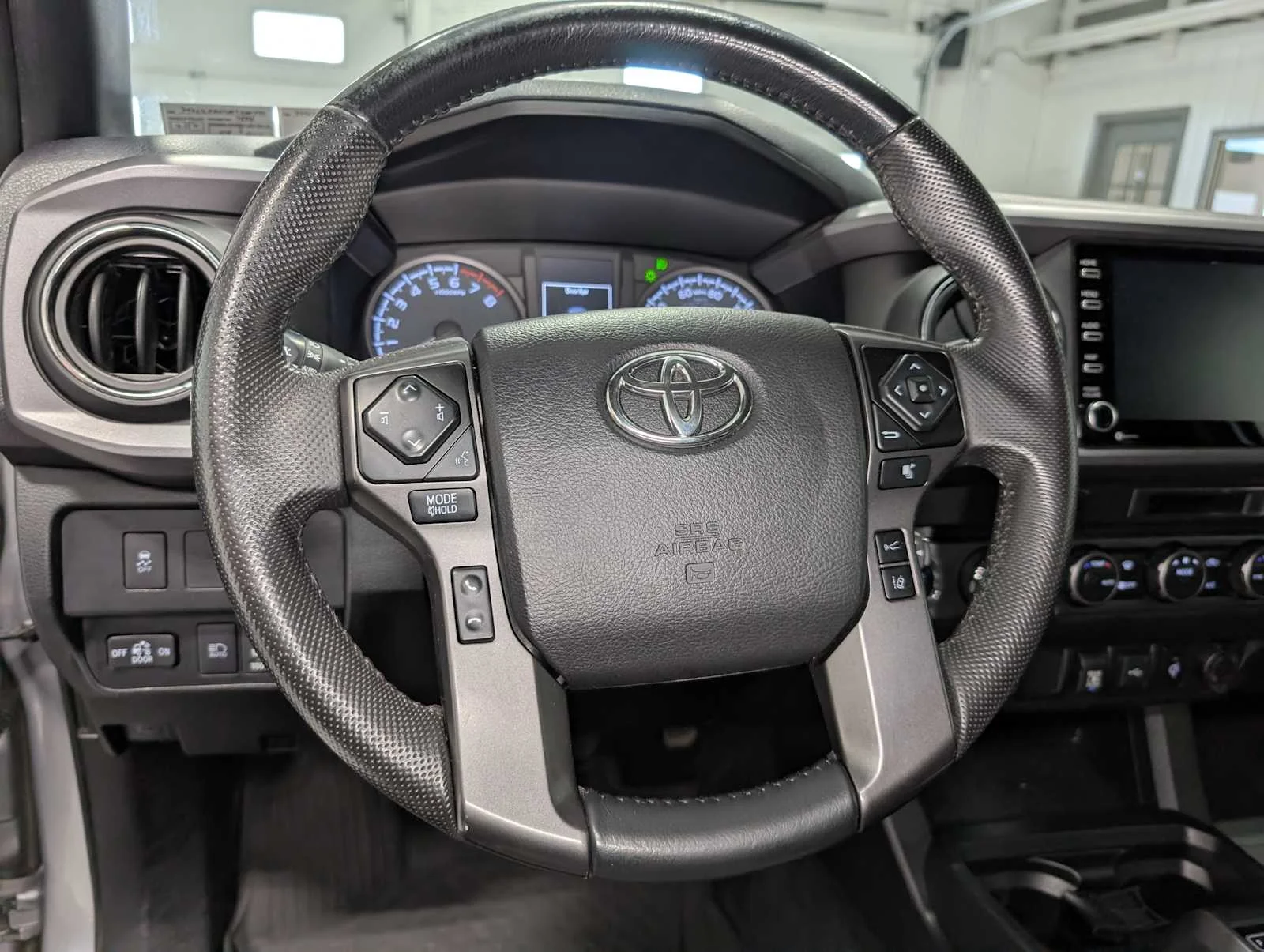 2021 Toyota Tacoma TRD Off Road - Photo 35