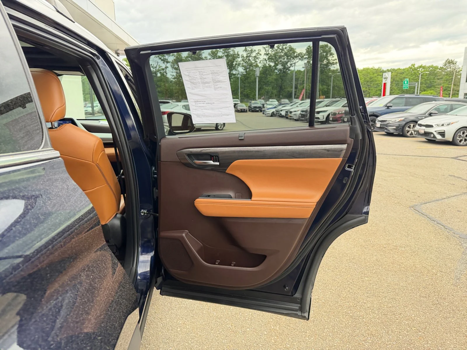 Used 2022 Blue Toyota Platinum image 37