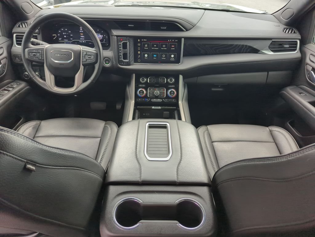 Used 2023 Silver GMC Denali image 14
