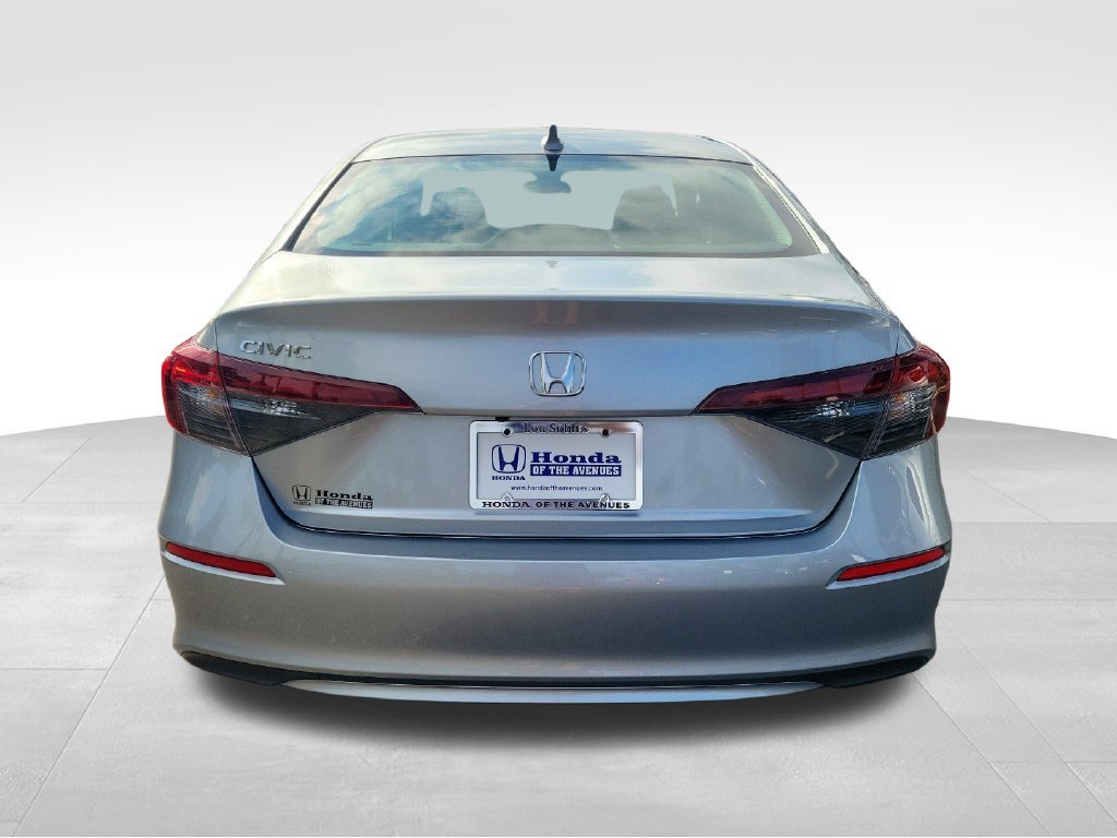 2025 Honda Civic LX - Photo 9