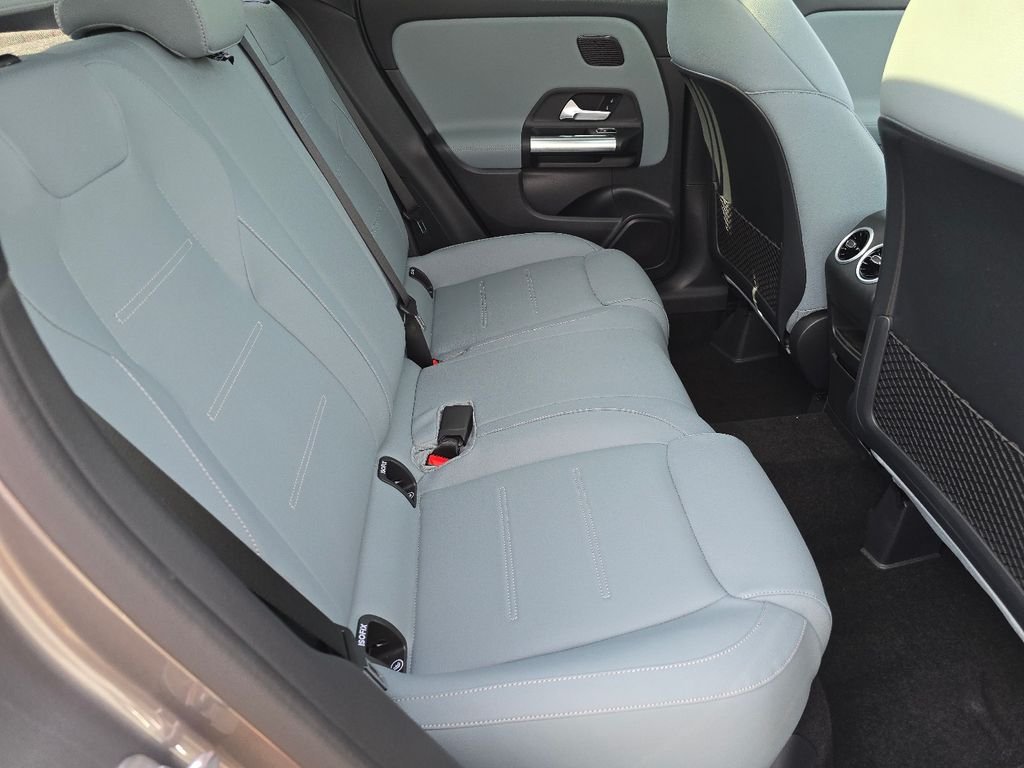New 2026 Mountain Grey Metallic Mercedes-Benz GLA 250 image 22