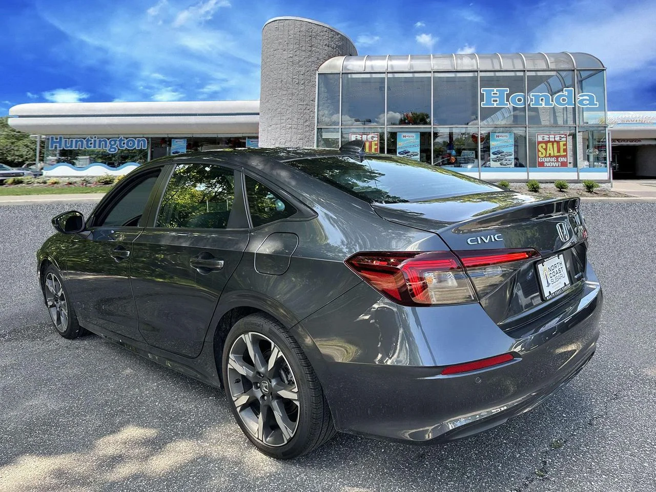 Used 2025 Meteorite Gray Metallic Honda Sport image 5