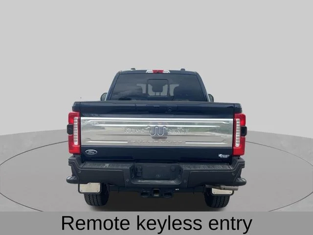 Used 2025 Gray Ford King Ranch image 5