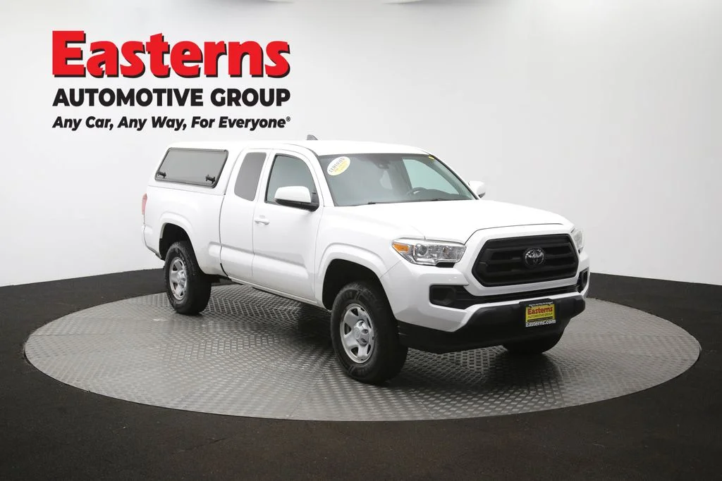 Used 2020 White Toyota SR image 46