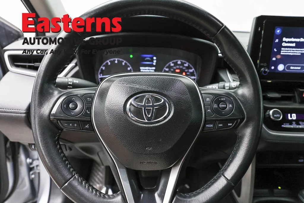 Used 2025 Silver Toyota LE image 10