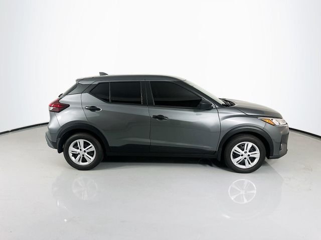 2025 Nissan KICKS PLAY Base - Photo 8
