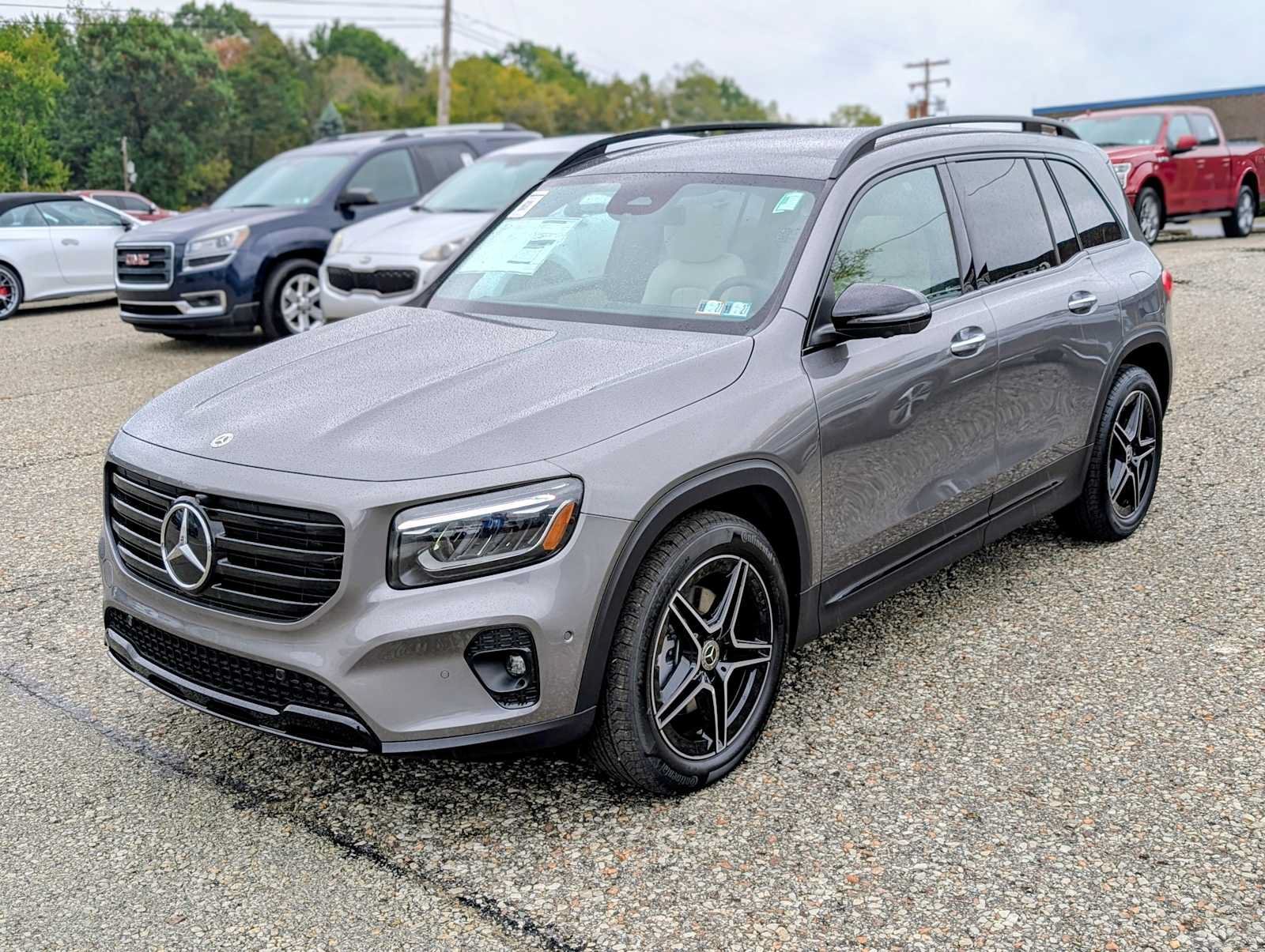 2026 Mercedes-Benz GLB 250