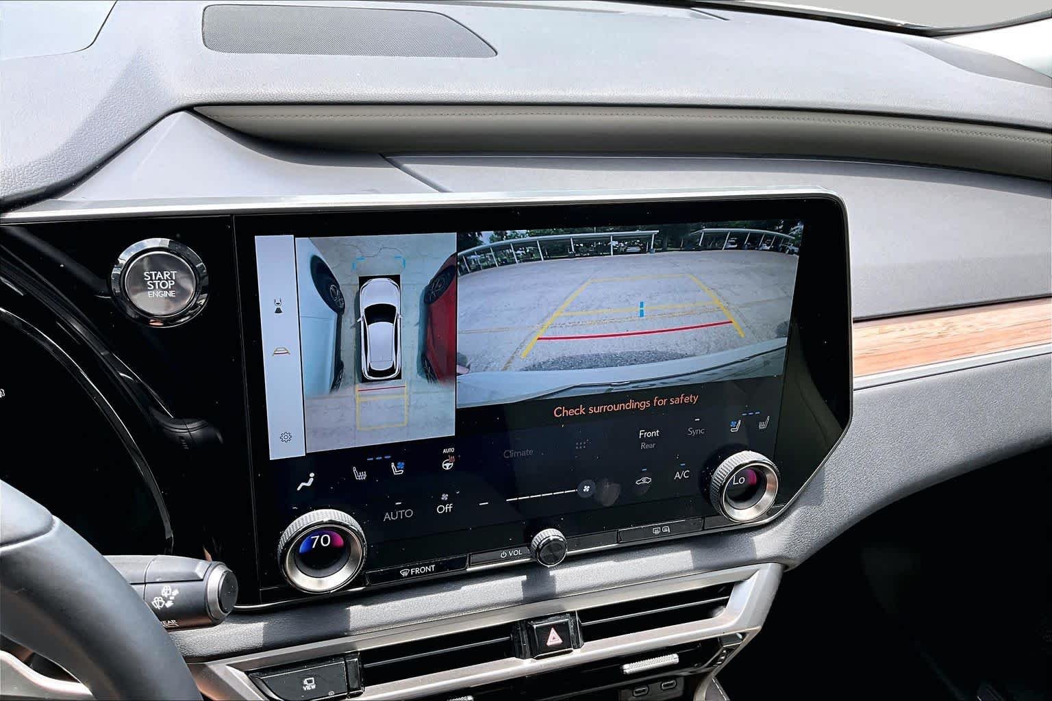 Used 2023 Eminent White Pearl Lexus Premium Plus image 25