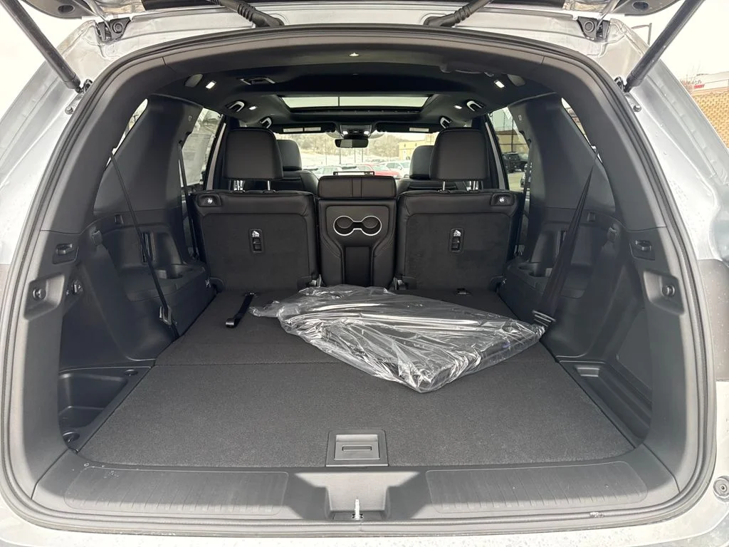 2026 Honda Pilot Black Edition - Photo 23