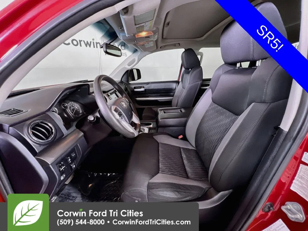 Used 2017 Silver Sky Metallic Toyota SR5 image 23