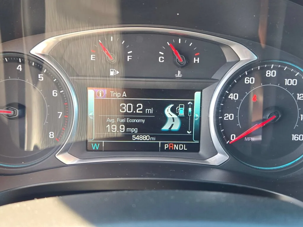Used 2018 Gray Chevrolet LT image 27