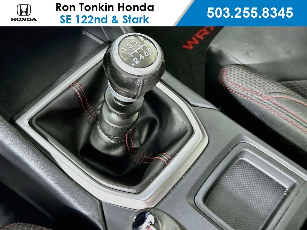 Used 2023 Ice Silver Metallic Subaru Premium image 18