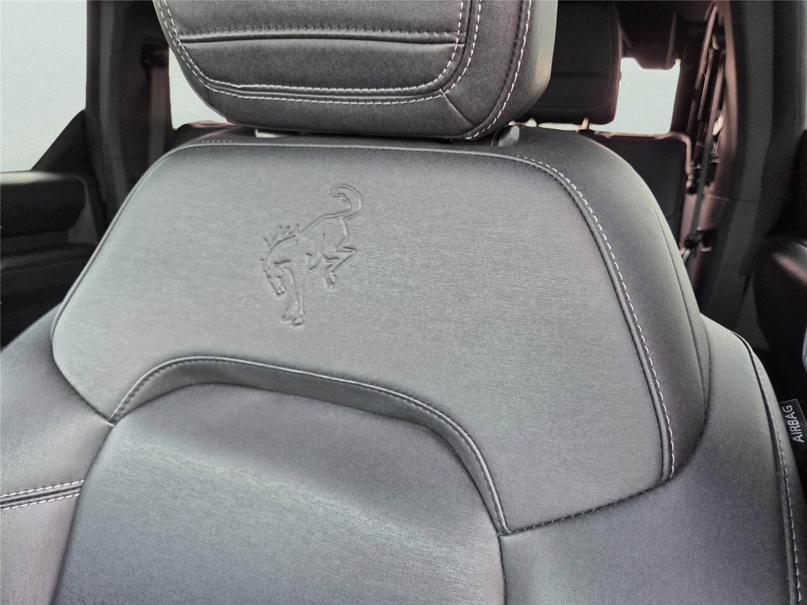 Used 2025 Shadow Black Ford Badlands image 18