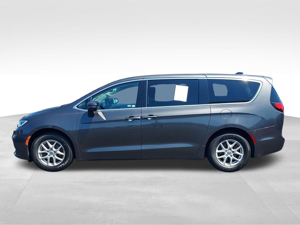 Used 2023 Gray Chrysler Touring L image 2