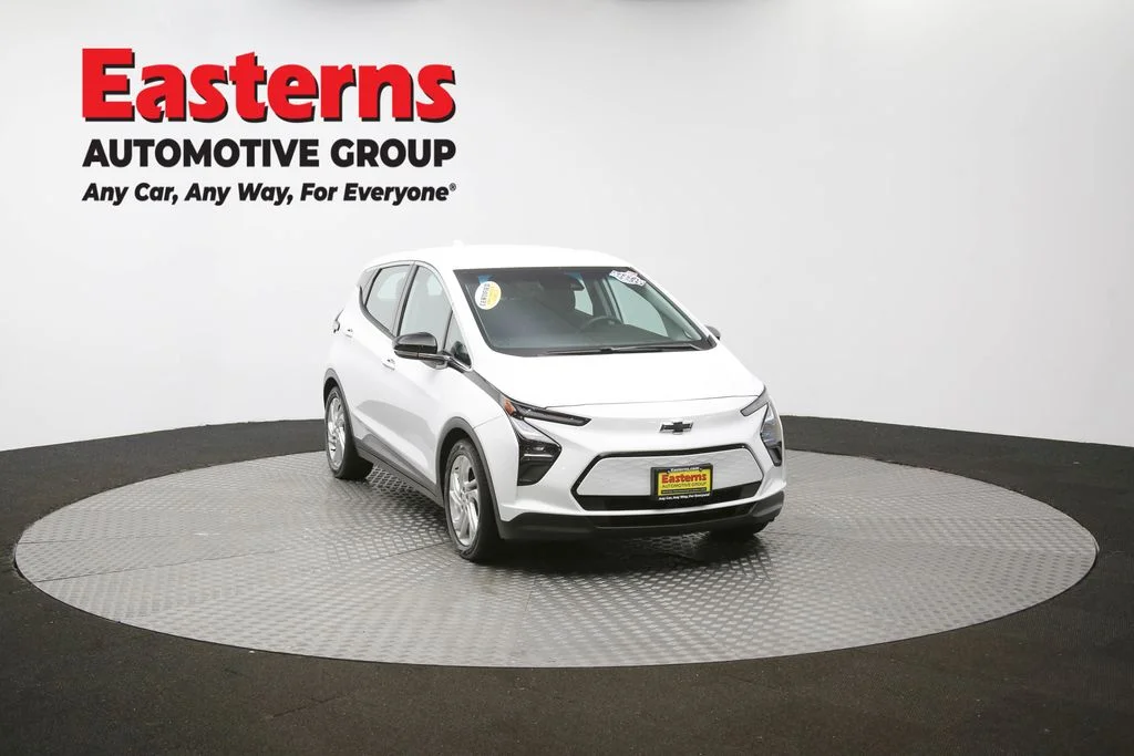 Used 2023 White Chevrolet 1LT image 50