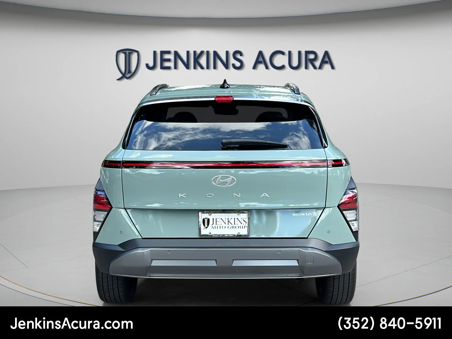 Used 2024 Mirage Green Hyundai Limited image 4