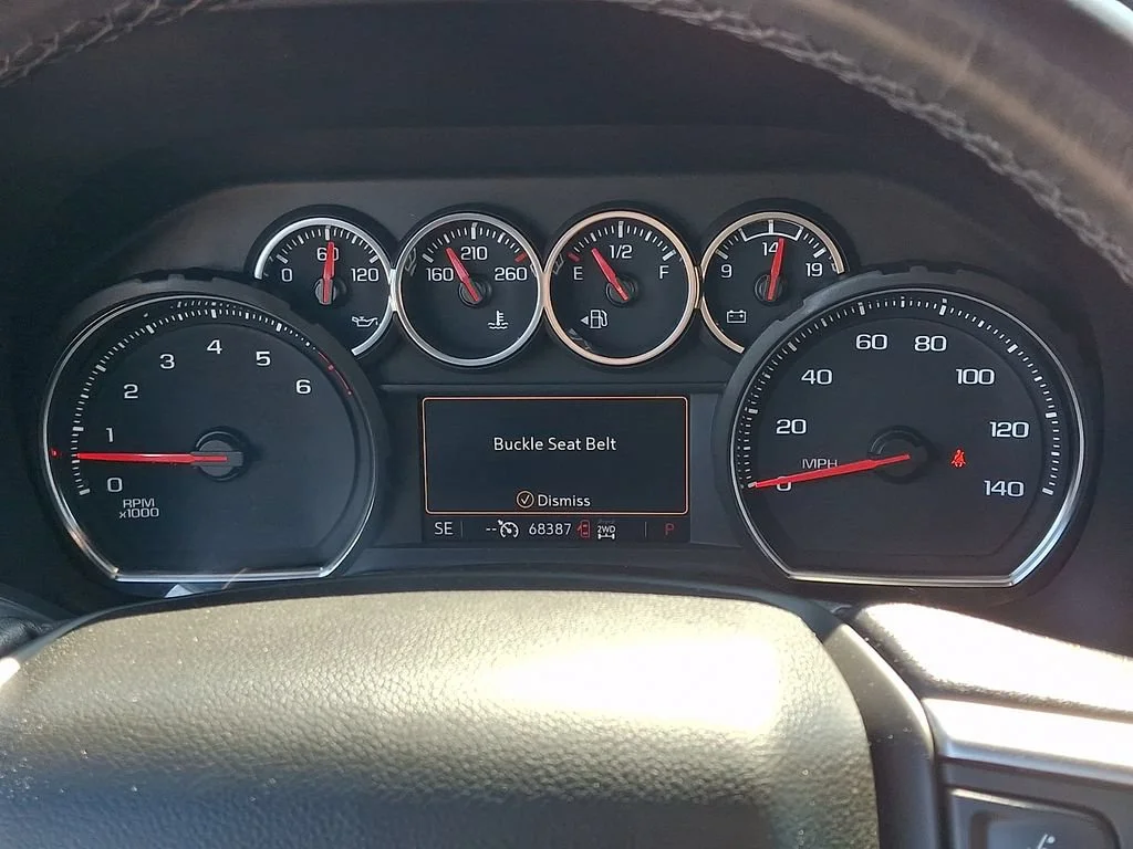 Used 2021 Graywood Metallic Chevrolet LT image 27