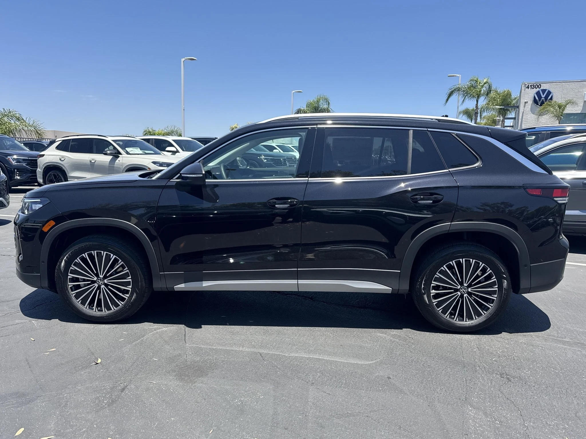 New 2026 Deep Black Pearl Volkswagen S image 4
