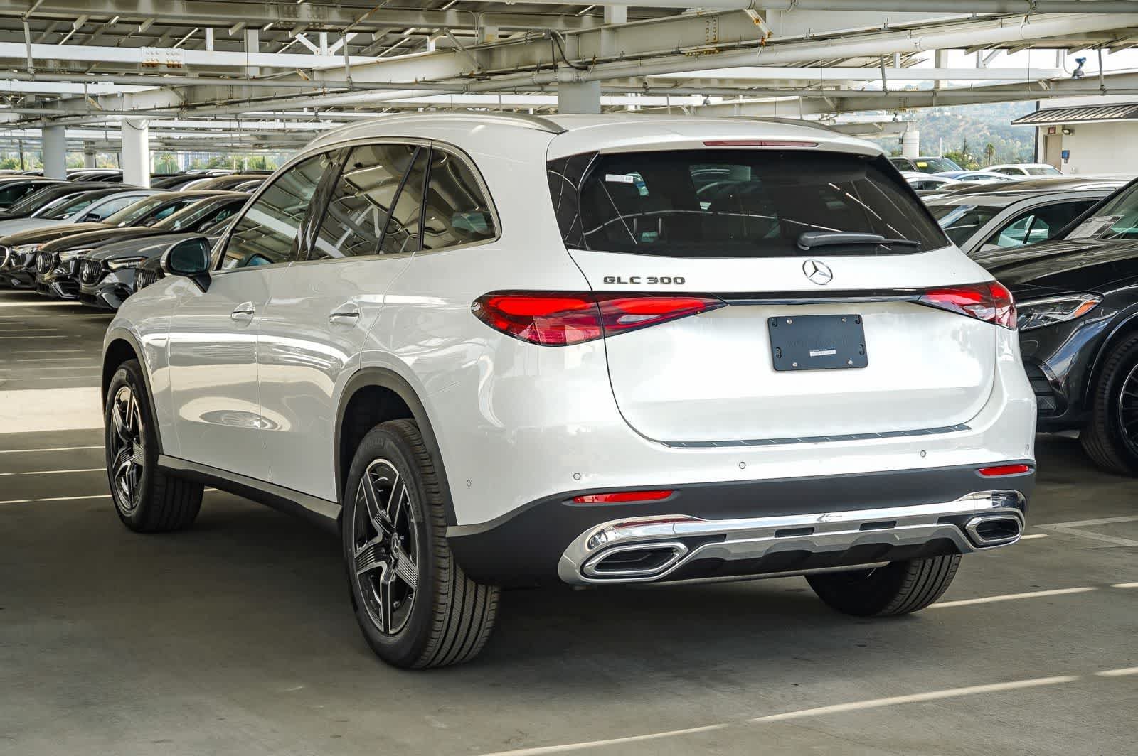 New 2026 Polar White Mercedes-Benz GLC 300 image 6