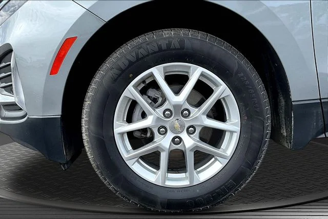Used 2024 Gray Chevrolet LT image 32