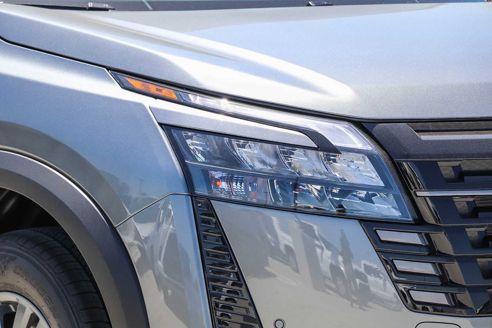 New 2026 Gun Metallic Nissan SV image 4