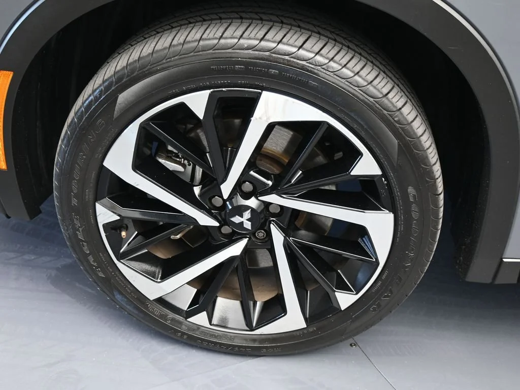 2022 Mitsubishi Outlander SE - Photo 23