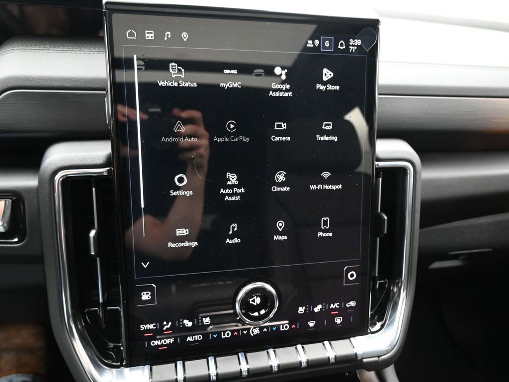 2026 GMC Yukon XL Denali - Photo 13