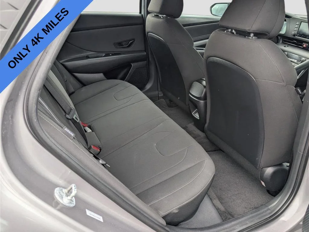 Used 2026 Silver Hyundai SEL Sport image 11