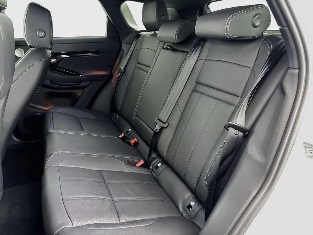New 2026 Fuji White Land Rover Hoxton Edition image 25