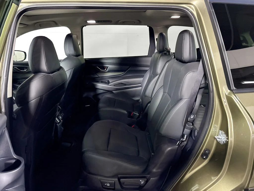 New 2026 AUTUMN GREEN METALLIC Subaru Onyx Edition Touring 7-Passenger image 21