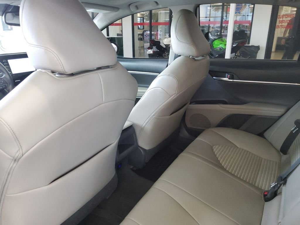 Used 2021 White Toyota SE image 19