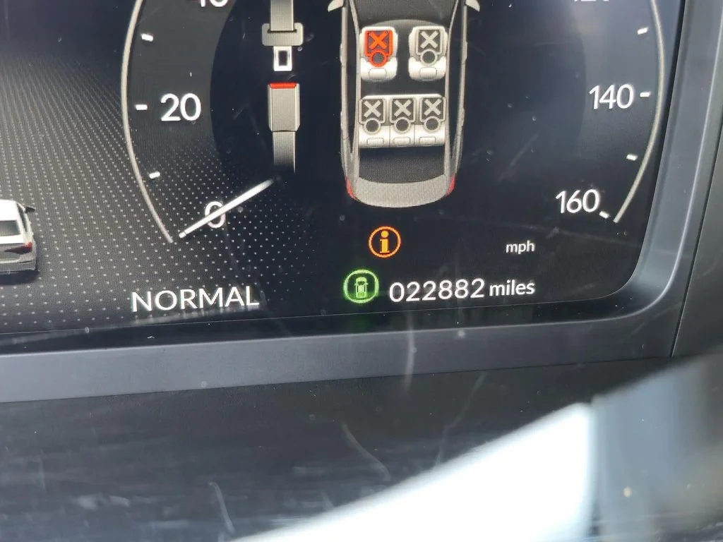 Used 2024 White Honda Touring image 12