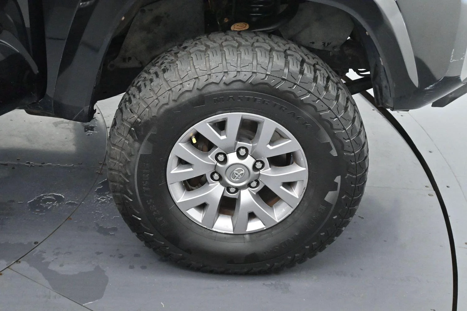 Used 2016 Black Toyota SR image 32