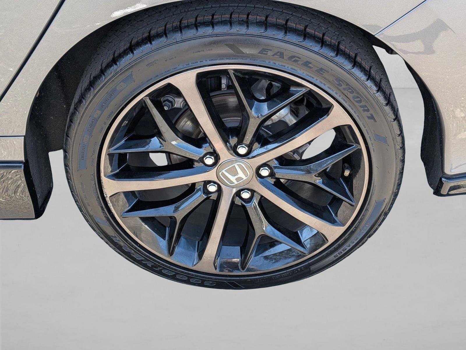 Used 2021 Silver/Gray Honda Sport image 21