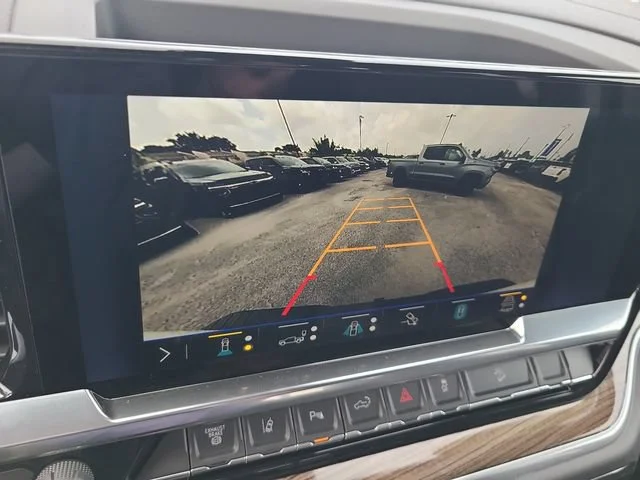 New 2026 Summit White Chevrolet LT image 24