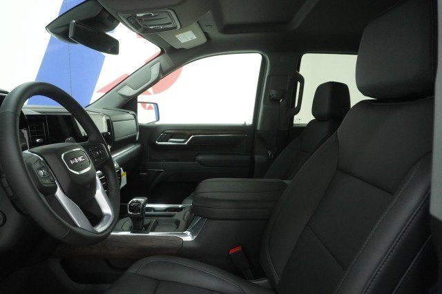 2026 GMC Sierra 1500 SLT - Photo 21