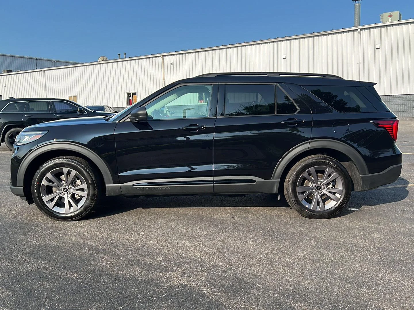 New 2026 Black Metallic Ford Active image 16