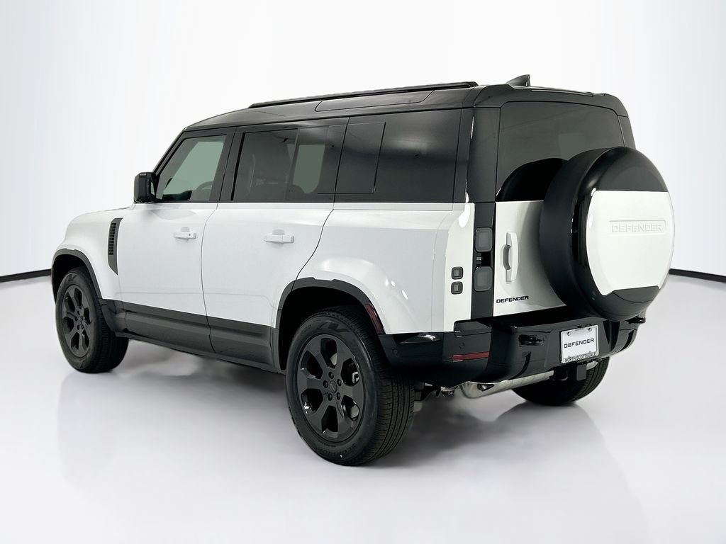 New 2026 Fuji White Land Rover X-Dynamic SE image 7